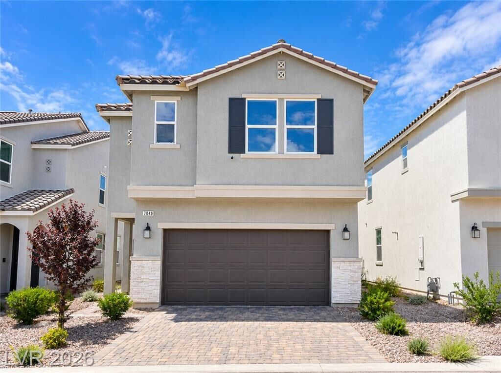 Property Photo: 7049 Cottage Vista Avenue NV 89113