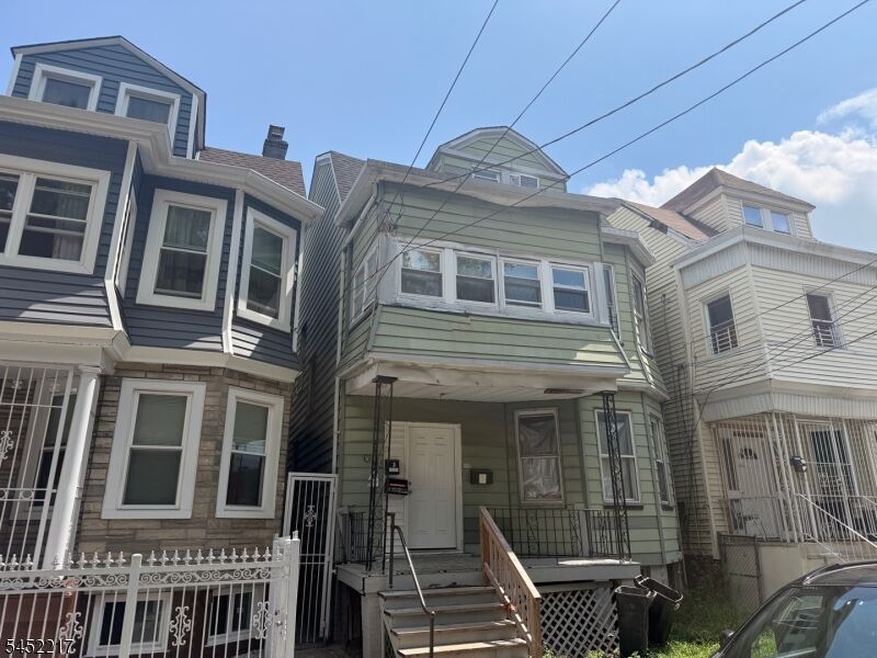 Property Photo:  202 Ellis Ave  NJ 07111 