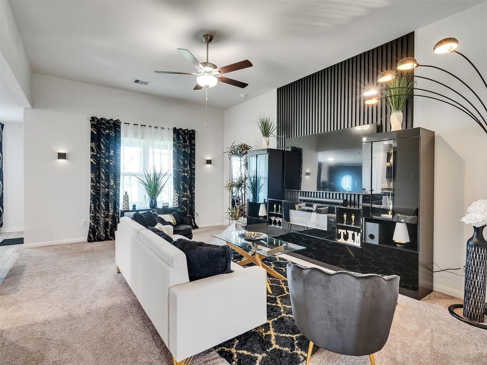 Property Photo: 412 Maple Fawn Drive TX 77493