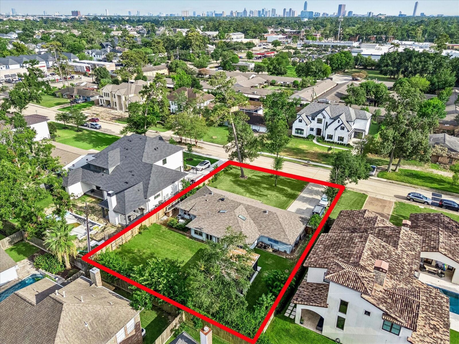 Property Photo:  7922 Westwood Drive  TX 77055 