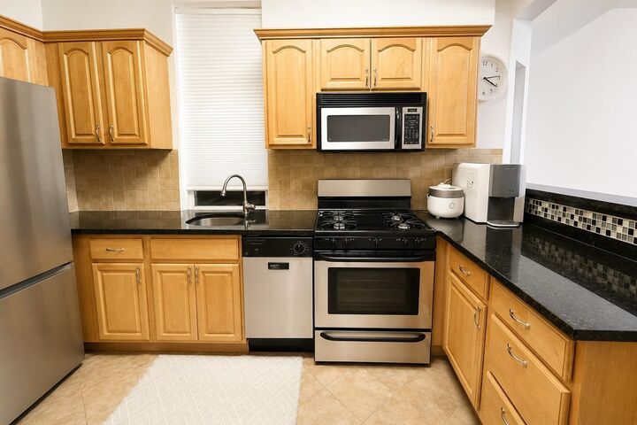 Property Photo:  395 2nd St 302 (3R)  NJ 07302 