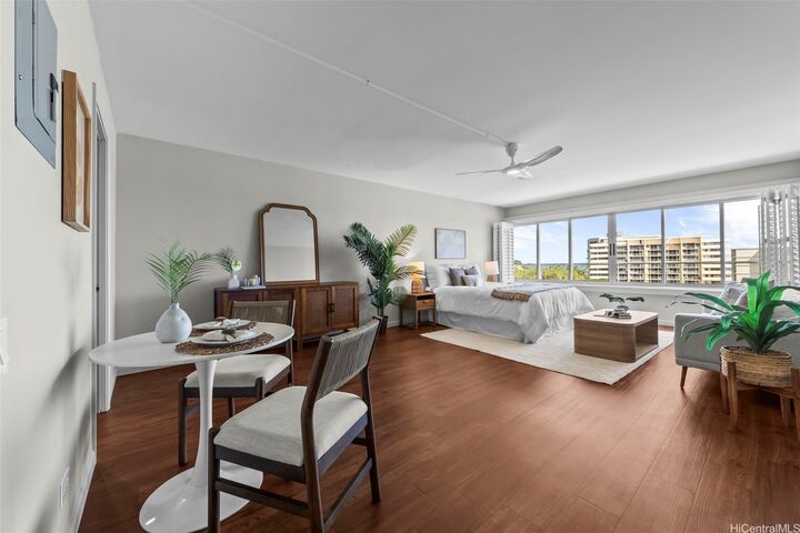 Property Photo: 2895 Kalakaua Avenue 1008 HI 96815