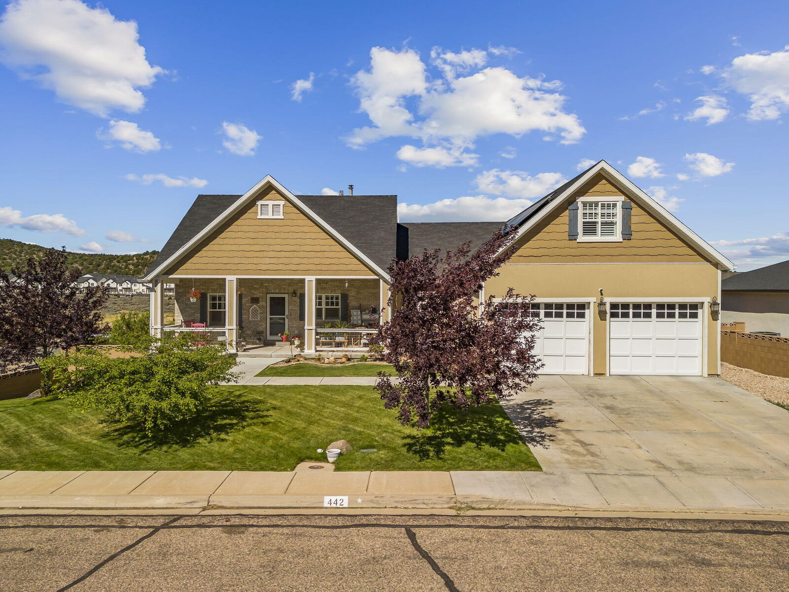 Property Photo:  442 S Glen Canyon Dr  UT 84720 