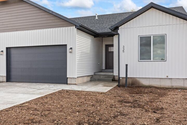 Property Photo:  335 W 400 N  UT 84631 