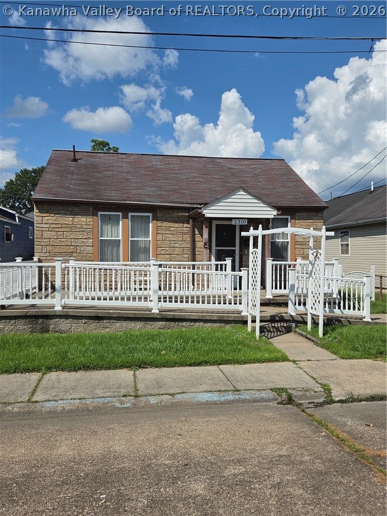 Property Photo: 2310 McKinley Avenue WV 25177