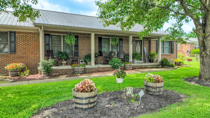 Property Photo: 106 Baker Street KY 40403