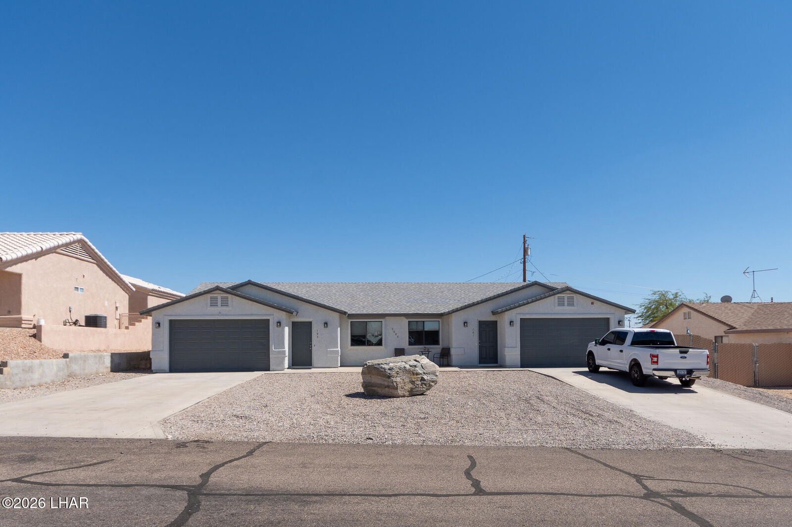 Property Photo:  3080 Caliente Dr  AZ 86404 