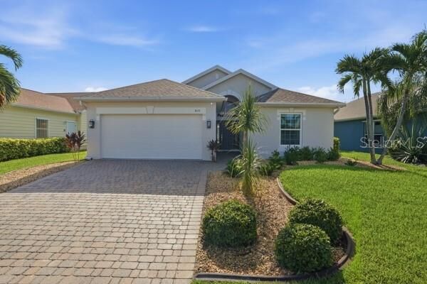 Property Photo:  8631 Lake Front Court  FL 33950 