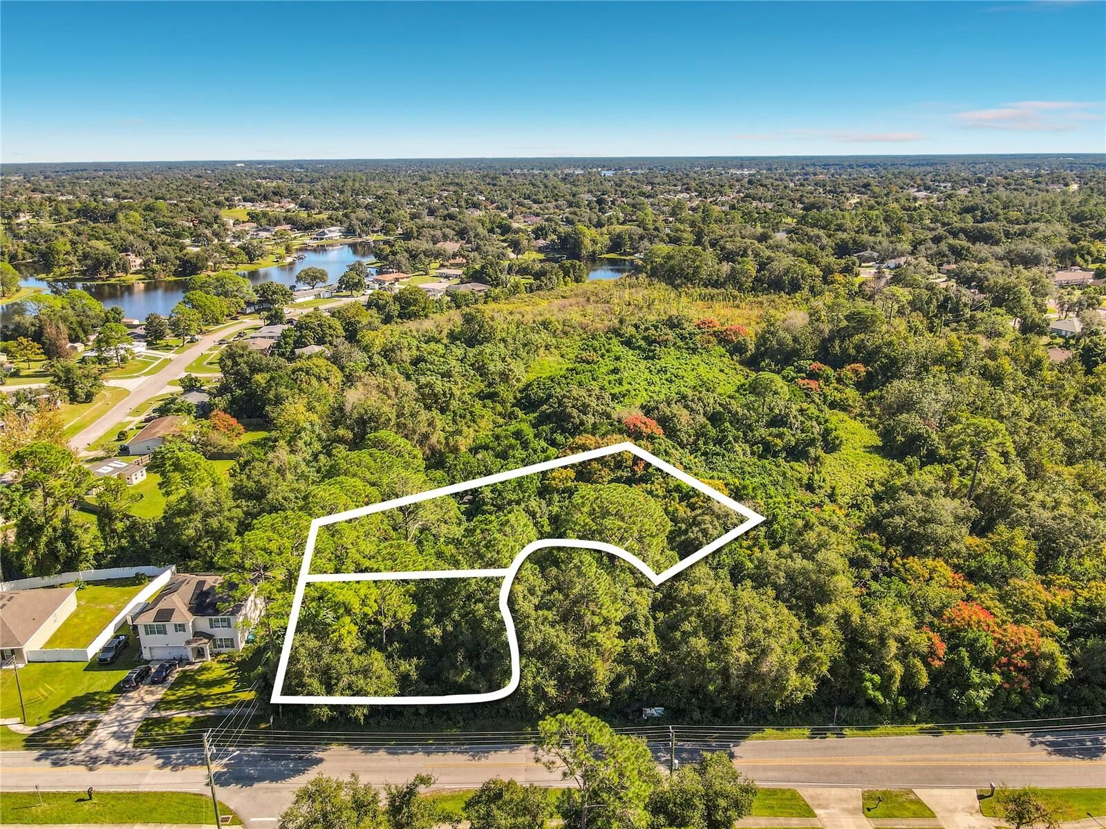 Property Photo:  839 Lark Court  FL 32725 