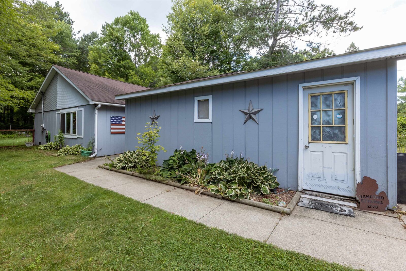 Property Photo: 1951 N Hope Road MI 48642