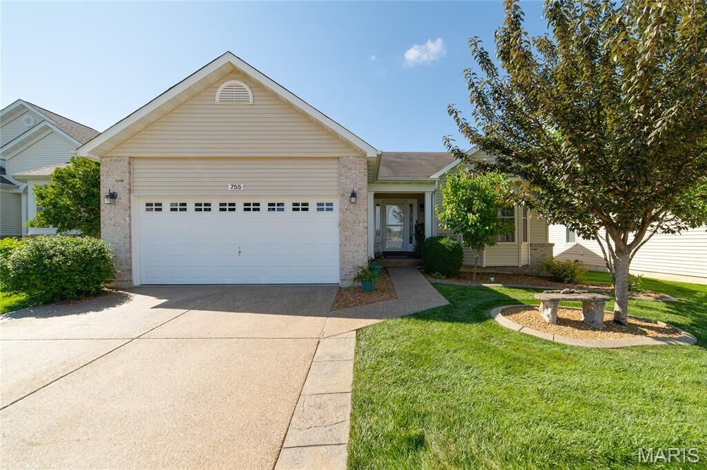 Property Photo: 755 Ostrich Drive MO 63367