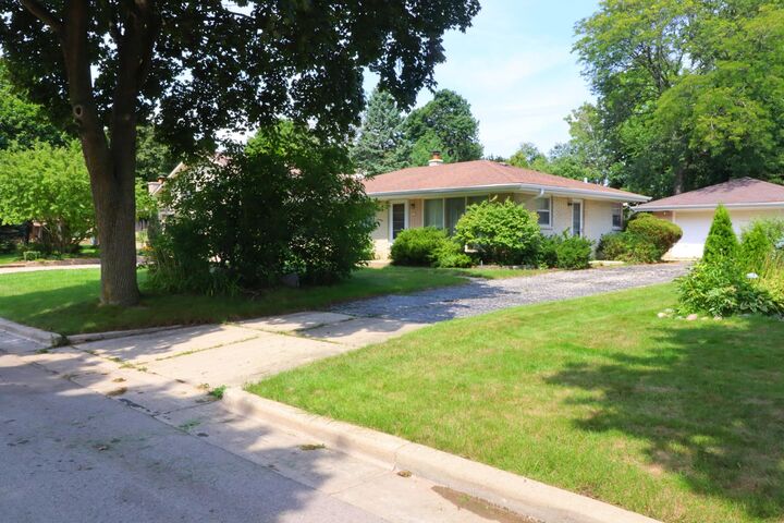 Property Photo:  3412 W Wanda Ave  WI 53221 