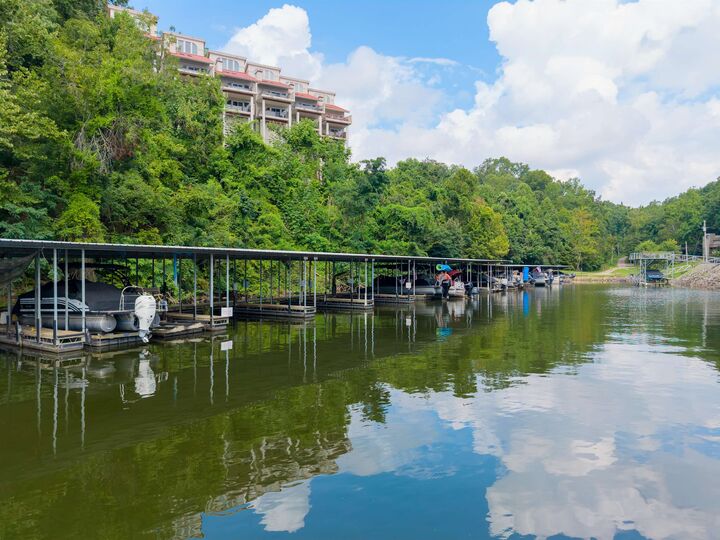 Property Photo: 165 Lakeshore Ln 7,8,9,10,11,12 TN 38326