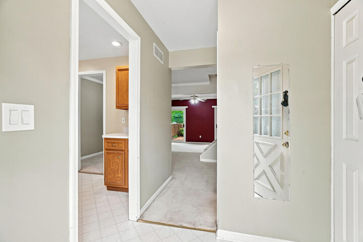 Property Photo:  5141 Buckingham Place Drive  MI 48098 