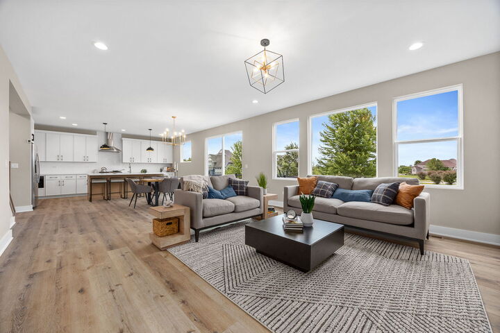 Property Photo: 12424 Limerick Lane IL 60585