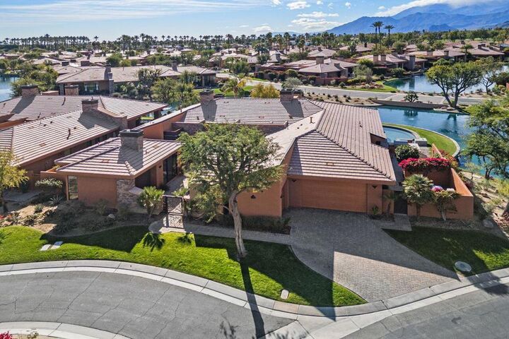 Property Photo:  50220 Via Puente  CA 92253 