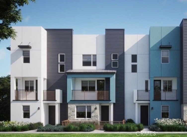 Property Photo:  854 S Harbor Blvd  CA 92704 