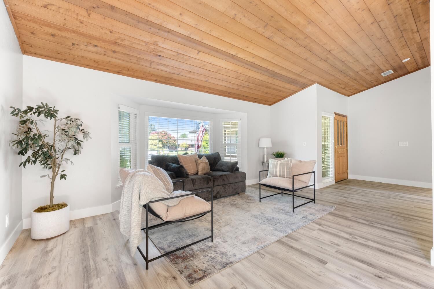 Property Photo: 1209 Buckboard Drive CA 95648