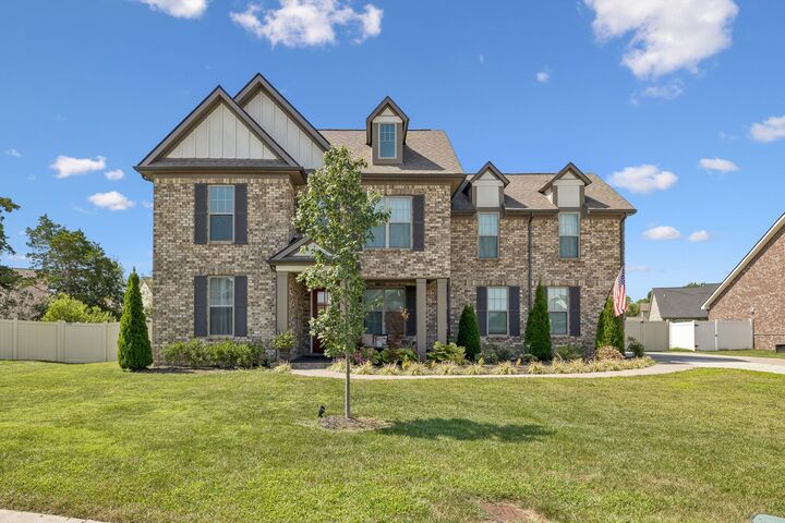 Property Photo:  2609 Moriches Ct  TN 37128 