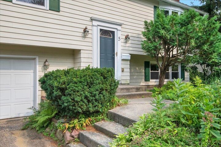 Property Photo: 5 Yandow Drive VT 05403