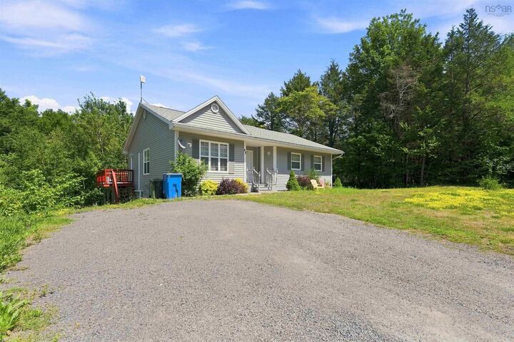 Property Photo: 68 Alicia Boulevard NS B4N 4Z8