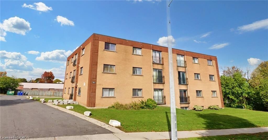 Property Photo:  76 Brybeck Crescent 204  ON N2M 2C6 