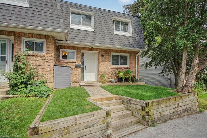 Property Photo:  2050 Upper Middle Road 164  ON L7P 3R9 