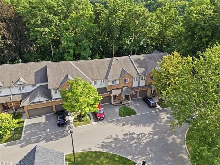 Property Photo: 120 Beddoe Drive 6 ON L8P 4Z4