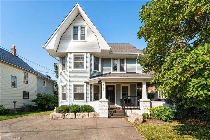 Property Photo: 4917 King Street E ON L0R 1B0