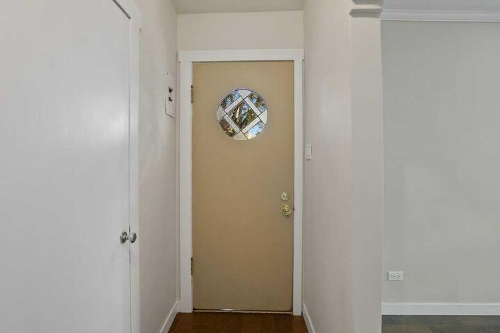 Property Photo:  5330 42A Avenue  AB T4N 3A6 