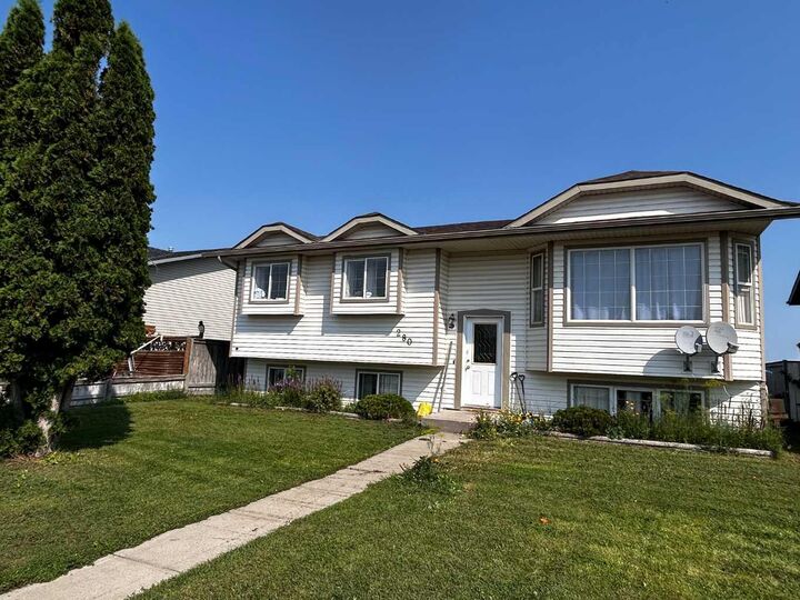 Property Photo: 280 Upland Avenue W AB T1R 1K1
