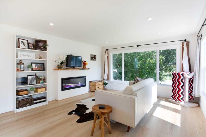 Property Photo:  232 Big Hill Circle SE  AB T4A 1R7 