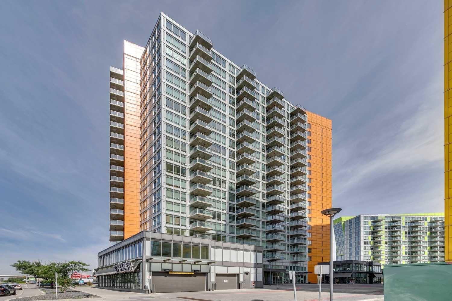 Property Photo:  3830 Brentwood Road NW 903  AB T2L 2J9 