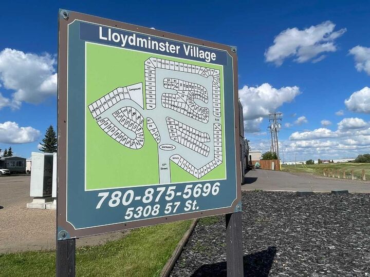 Property Photo:  5308 57 Street  AB T9V 2A3 
