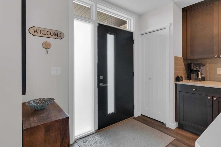 Property Photo:  30 Shawnee Common SW 101  AB T2Y 0R1 