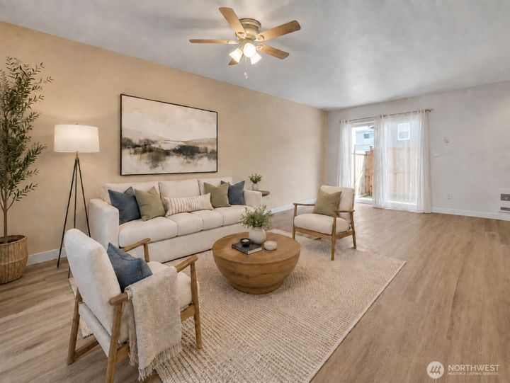 Property Photo:  1939  I Street C  WA 98405 