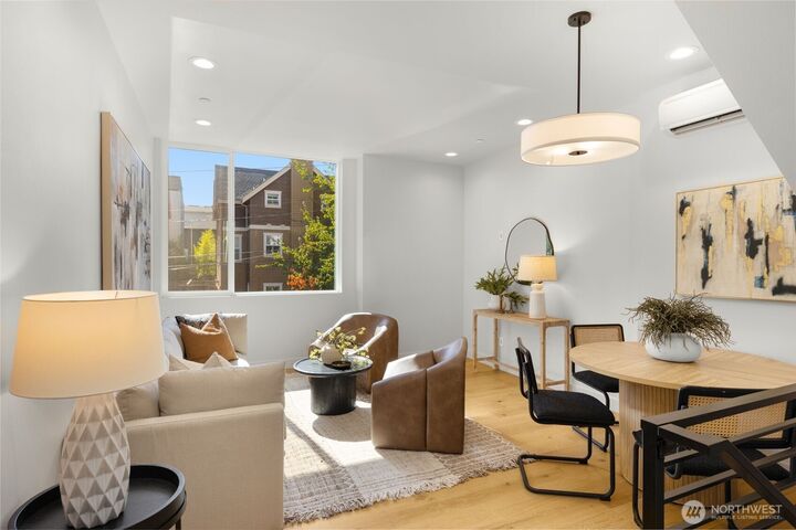 Property Photo: 3404 E Spring Street WA 98122