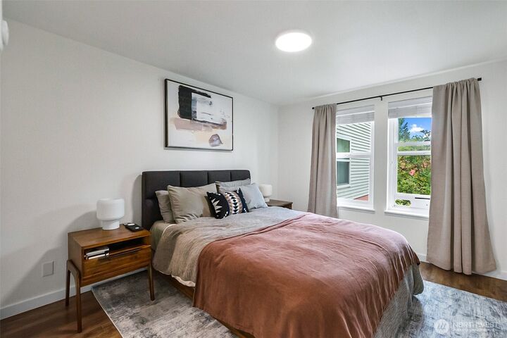 Property Photo: 411 N 90th Street 207 WA 98103