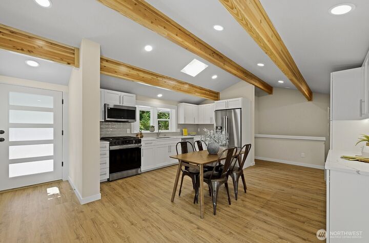 Property Photo: 22738 SE 22nd Place WA 98075