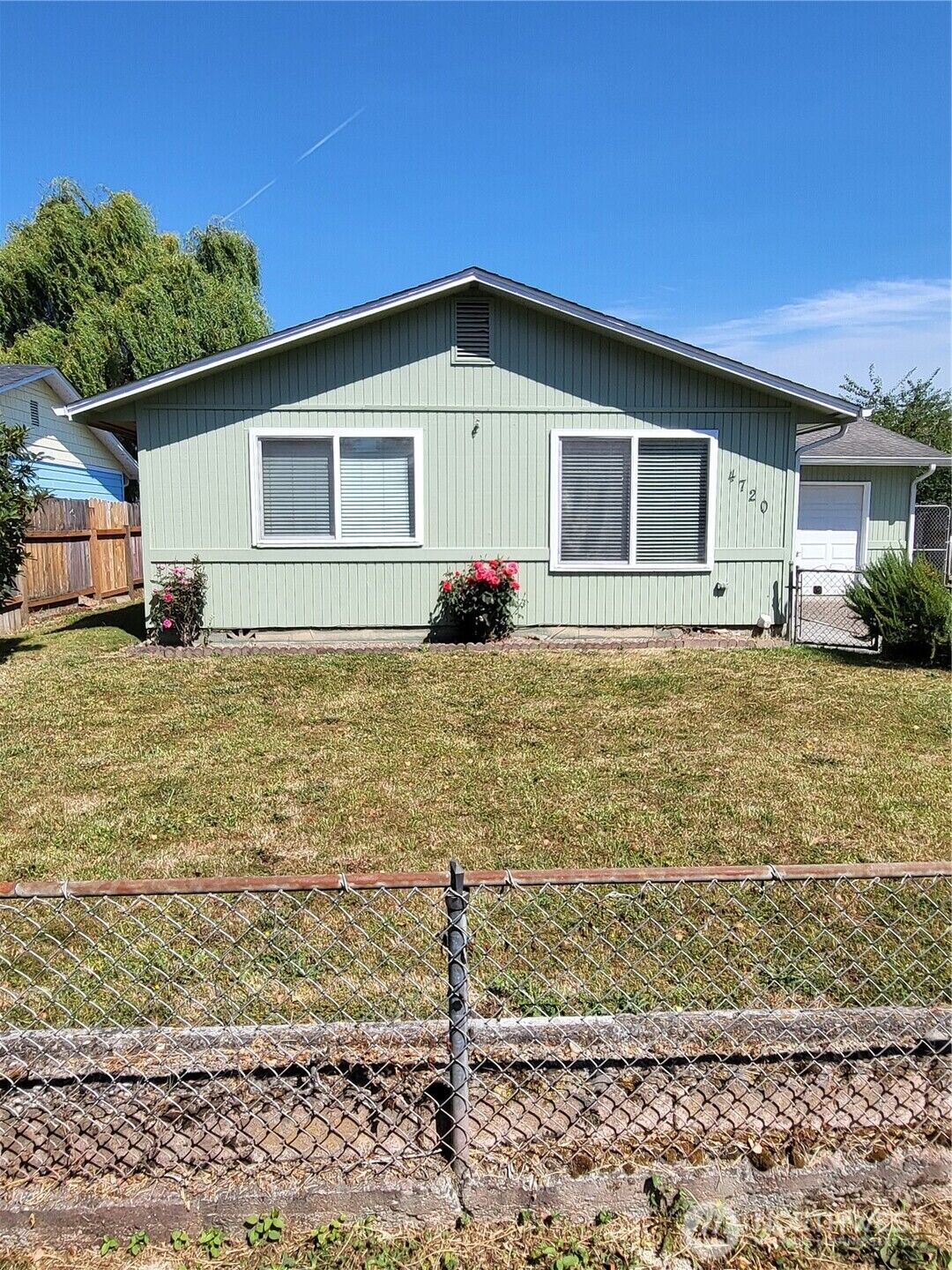 Property Photo:  4720  Merlin Street  WA 98632 