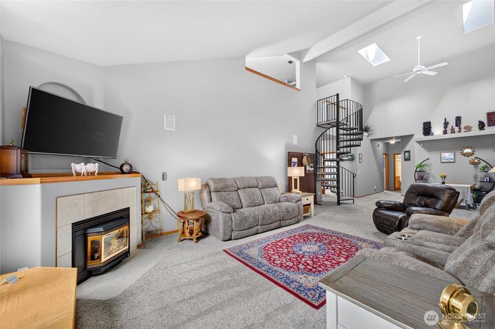 Property Photo:  11316  88th Avenue E  WA 98373 