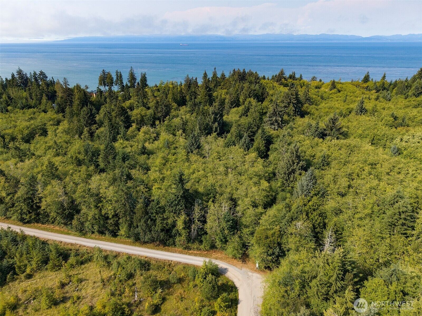 Property Photo:  999 W Dew Knot Enter Road  WA 98363 