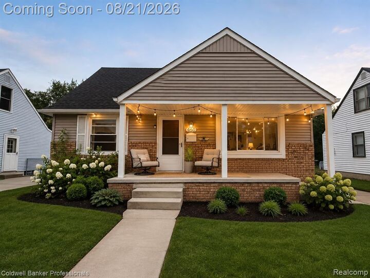 Property Photo:  460 Donald Avenue  MI 48017 