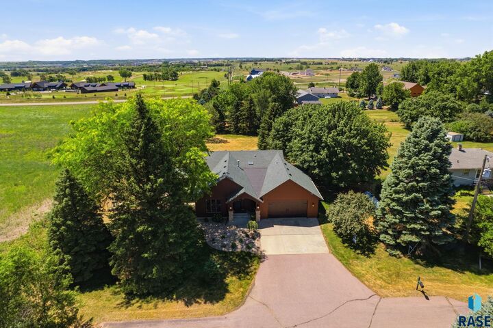 Property Photo: 47649 Surrell St SD 57104