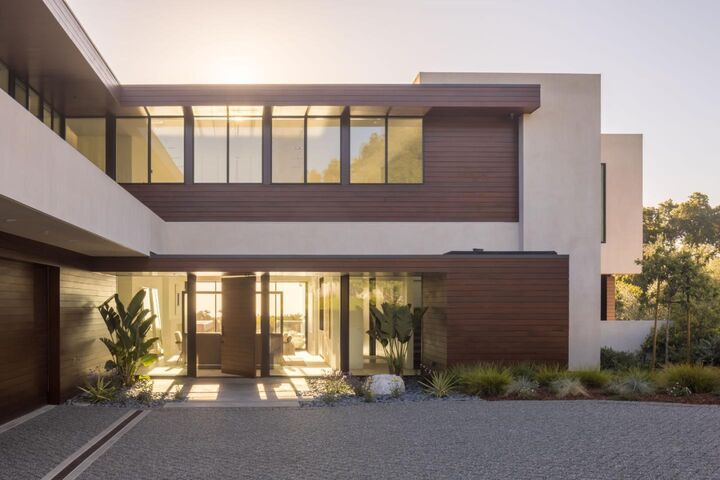 Property Photo:  10718 Mora Drive  CA 94024 