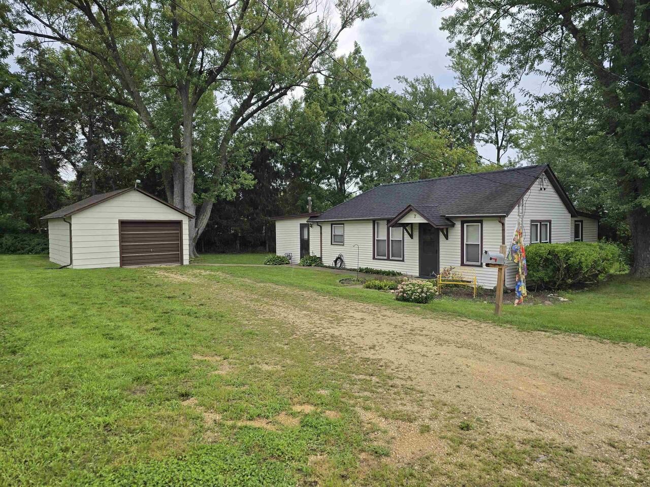 Property Photo: 7 S Bruce Street WI 53114