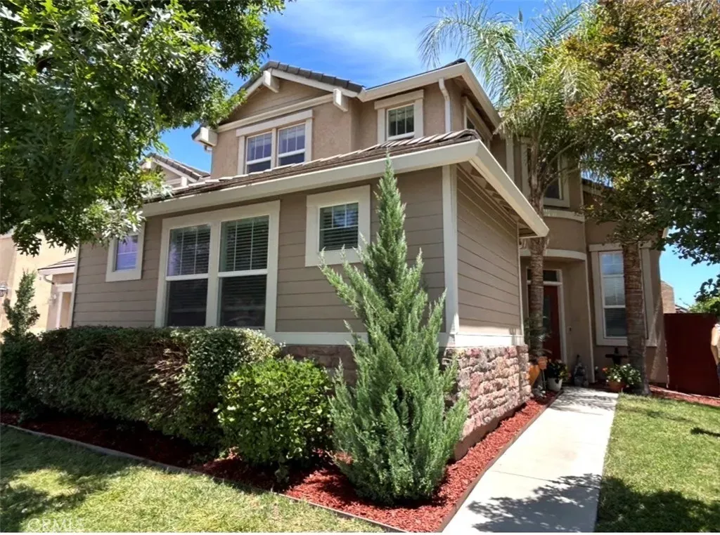 Property Photo: 206 River Pointe CA 95386