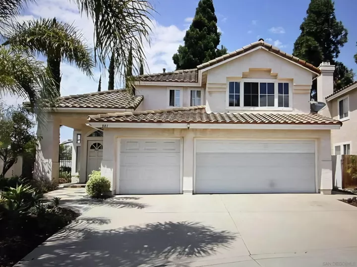 Property Photo:  801 Mosaic Cir  CA 92057 