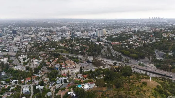 Property Photo: 2411 San Marco Dr CA 90068