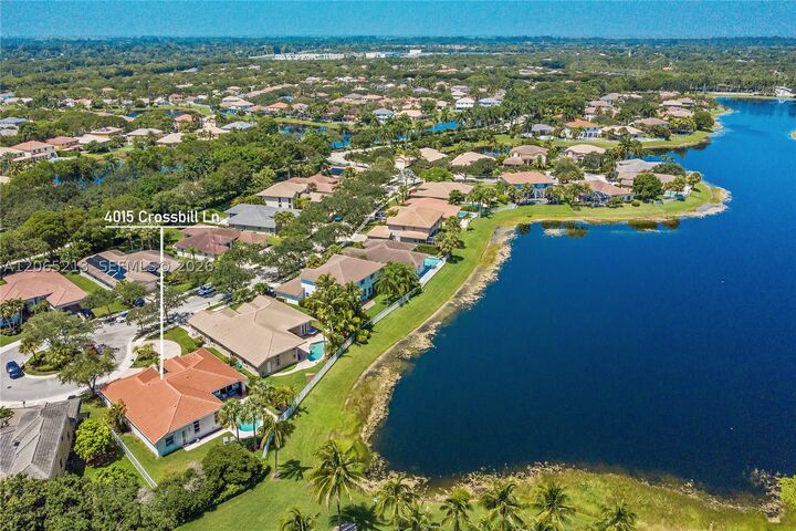 Property Photo:  4015 Crossbill Ln  FL 33331 